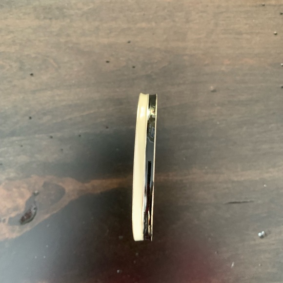 Dangling earrings 7 1/2” and medal bangle. - Picture 2 of 5